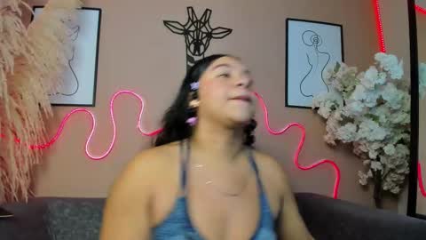 Ella online show from 11.23.25