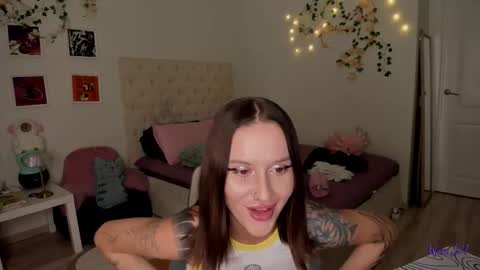 ELLA online show from 10.28.25