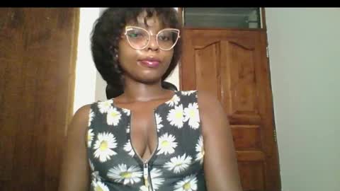 Ella online show from 03.07.25