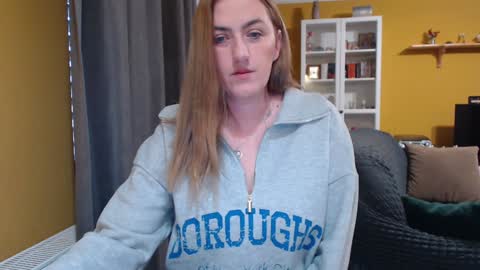 Ella  Max online show from 01.17.25