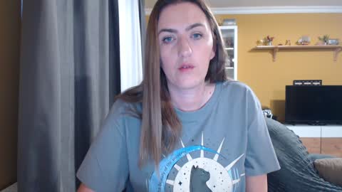 Ella  Max online show from 01.24.25