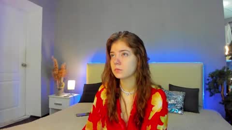 Ella Mayers online show from 02.23.25