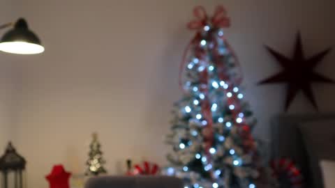 Ella online show from 12.12.24