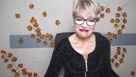 EllaBonito online show from 12.11.24
