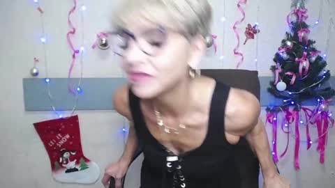 EllaBonito online show from 12.20.24