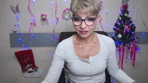 EllaBonito online show from 12.29.24