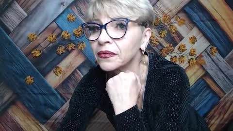 EllaBonito online show from 11.20.25