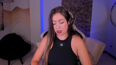 EllaClark online show from 02.28.25
