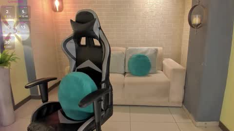 EllaClark online show from 10.22.25