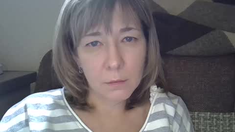 ellajohnsonx online show from 03.02.25