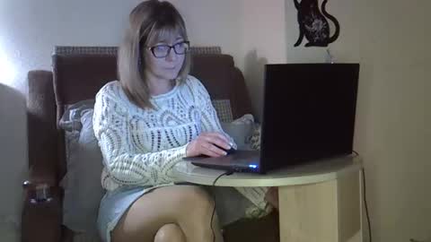 ellajohnsonx online show from 03.01.26