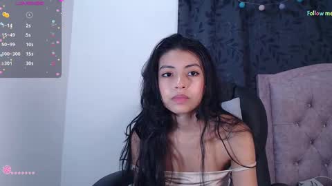 Snapshot of ellajonz chatting on 01.27.25 Ella Amoneth online show from 01.27.25