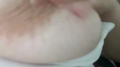 Snapshot of ellajossie chatting on 10.21.25 Ella online show from 10.21.25