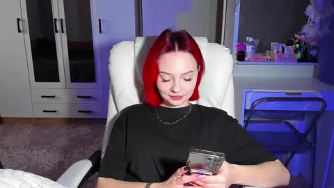 ellales online show from 10.14.25