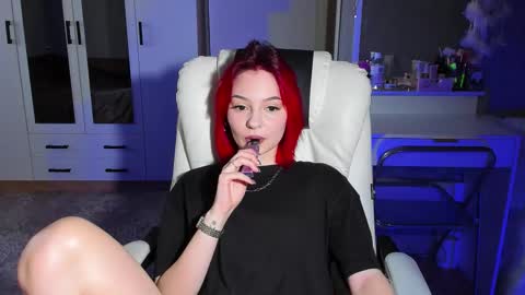 ellales online show from 11.25.25