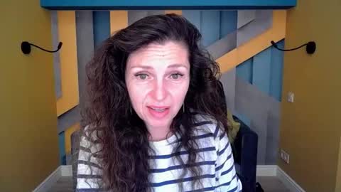 EllaLongs online show from 04.14.26