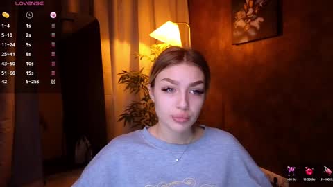 ellamilla online show from 01.08.25