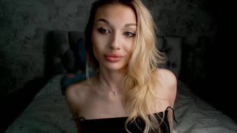 ellamilla online show from 06.02.26
