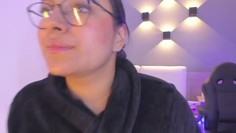 Ella online show from 12.14.24