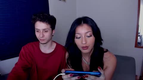 Ella and Cain online show from 11.04.25