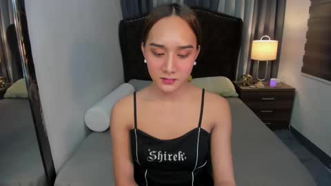 Sophia online show from 02.11.25