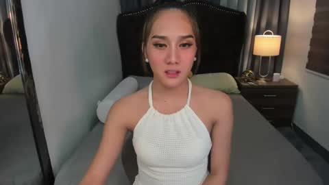 Sophia online show from 02.11.25