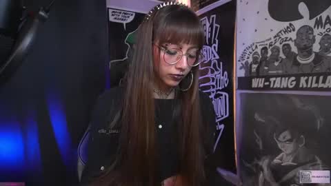 Snapshot of elle_uwu chatting on 03.04.25 follow me on instagram . online show from 03.04.25