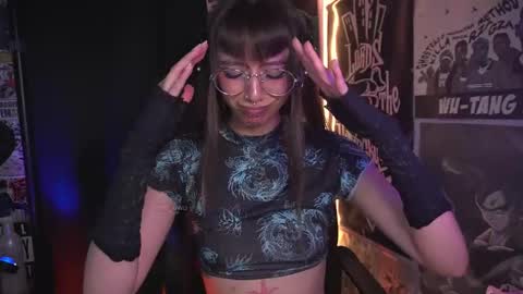 follow me on instagram .    online show from 12.22.25