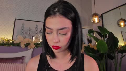 Elle Diane online show from 12.19.24