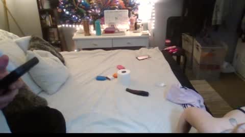 Lizzy Kay Petite online show from 01.23.25