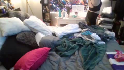Lizzy Kay Petite online show from 02.02.25