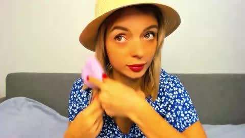 ellen_flow online show from 10.17.25