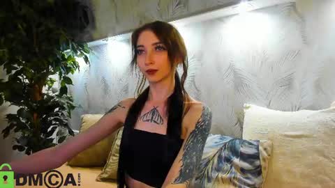 Snapshot of ellen_hops chatting on 06.21.26 Ellen online show from 06.21.26
