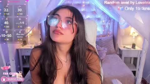  Ellie Jhonson  online show from 02.22.25