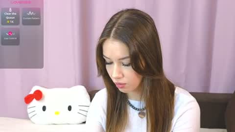 Snapshot of ellie_miller_ chatting on 06.28.26 ellie online show from 06.28.26
