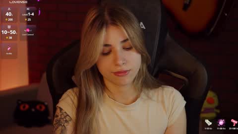 elliecutes online show from 12.20.24