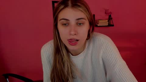 elliecutes online show from 12.21.24