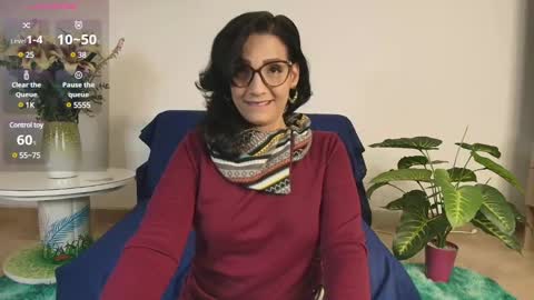 elliee1 online show from 01.23.25