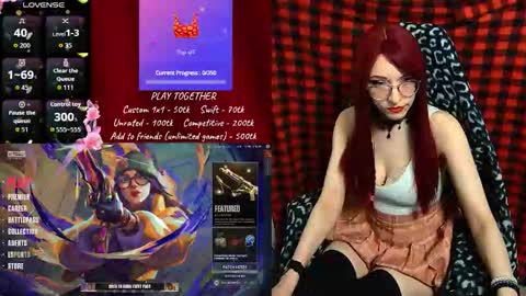 Snapshot of elliemoor chatting on 09.12.25 Elizabeth online show from 09.12.25