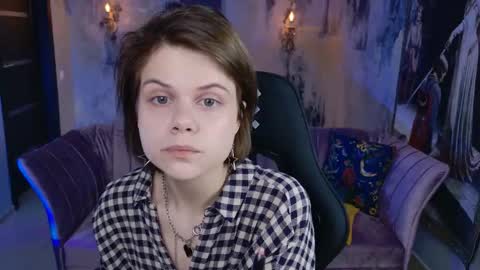 elliemurler online show from 10.27.25