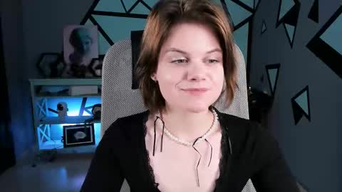 elliemurler online show from 11.20.25