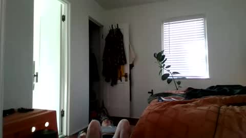 Ellie Rowyn online show from 12.13.25