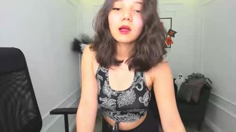 ellievensda online show from 10.31.25