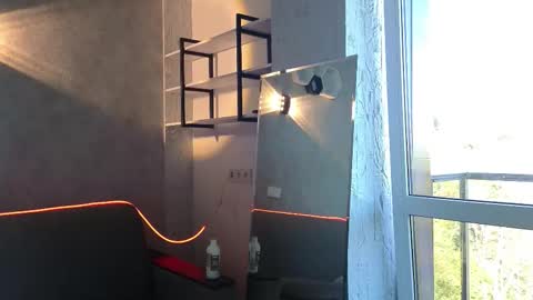 elliot_muscle04 online show from 09.24.25