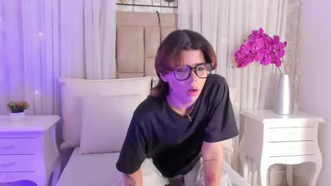    online show from 02.02.26