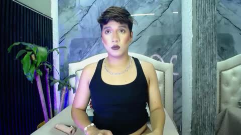 Snapshot of ellis_brown chatting on 11.07.25 Ellis online show from 11.07.25