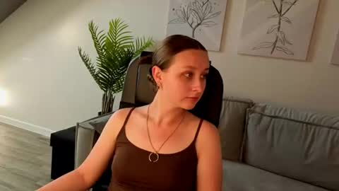 Ellis online show from 07.04.26