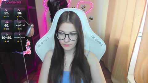 Snapshot of ellisky chatting on 10.30.25 ellisky online show from 10.30.25