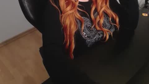 Elly online show from 12.14.25