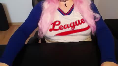 Elly online show from 04.06.26